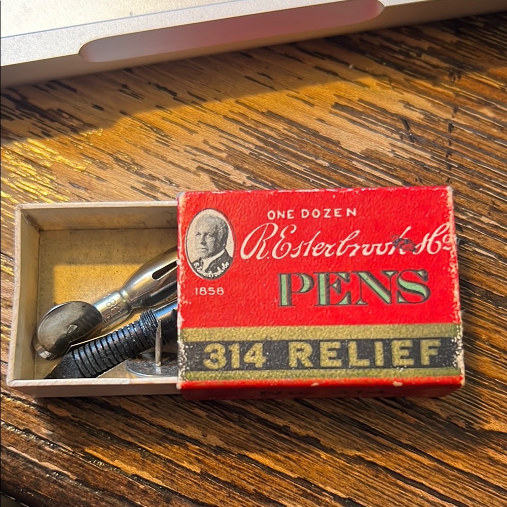 Vintage R. Esterbrook 314 Relief Pens fountain pen tip advertising match box